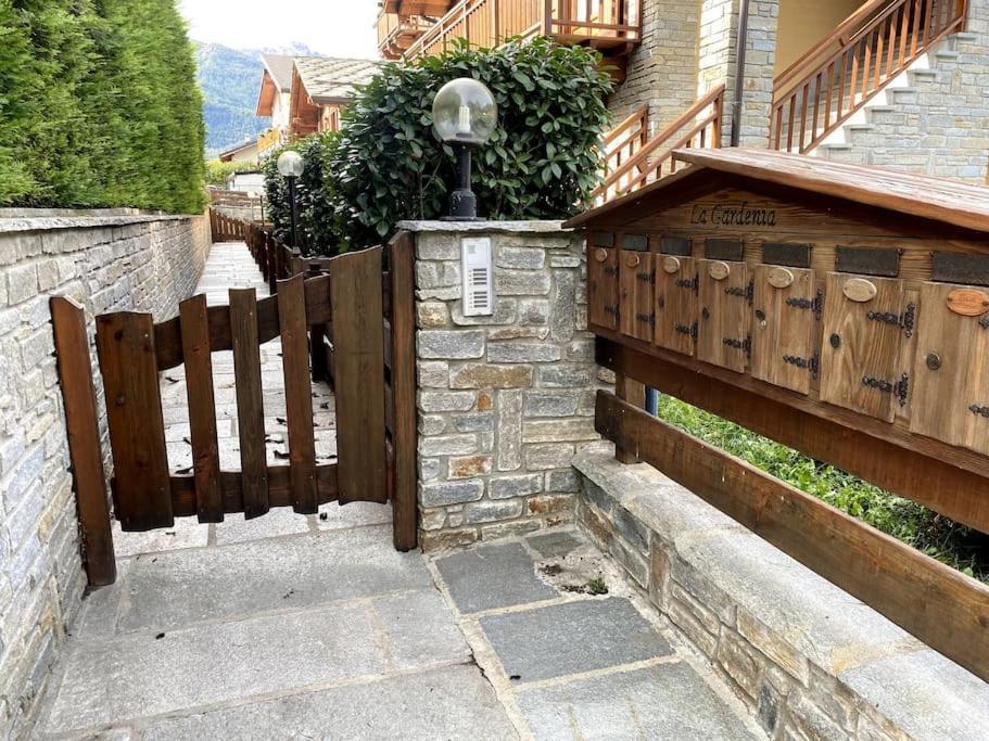 Incantevole Appartamento Con Giardino - Garage Privato E Free Wifi Oulx Esterno foto